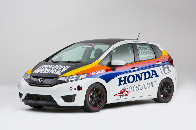 Illustration for article titled A Honda Fit With A Grom In The Back Is Something We Need Yesterday